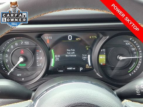 Used 2024 Jeep Wrangler Unlimited Sahara w/ Technology Group AWD/4WD image 20