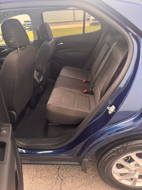Used 2023 Chevrolet Equinox LT AWD/4WD image 23
