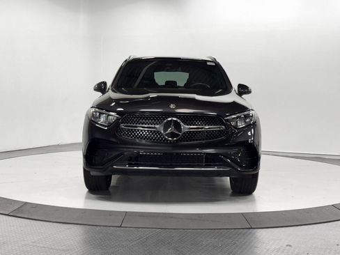 Certified 2025 Mercedes-Benz GLC 350e GLC 350e w/ AMG Line image 2