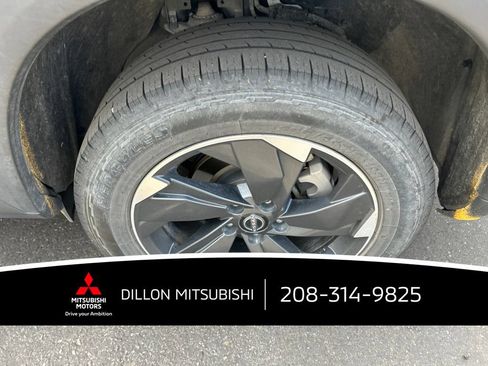 Used 2025 Nissan Rogue SV AWD/4WD image 28