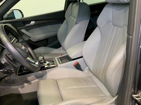 Used 2022 Audi Q5 2.0T Premium image 16