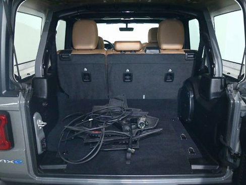 Used 2022 Jeep Wrangler Unlimited Sahara w/ Cold Weather Group image 29