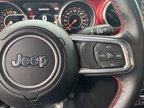 Used 2023 Jeep Gladiator Rubicon w/ Cold Weather Group image 30