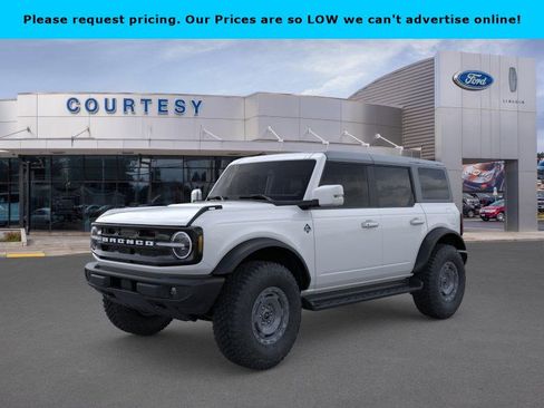New 2025 Ford Bronco Outer Banks w/ Sasquatch Package image 1