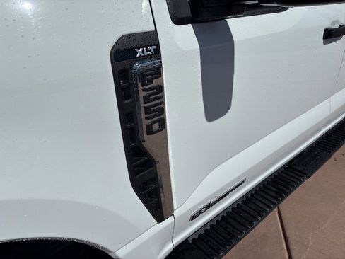 Certified 2024 Ford F250 XLT image 5