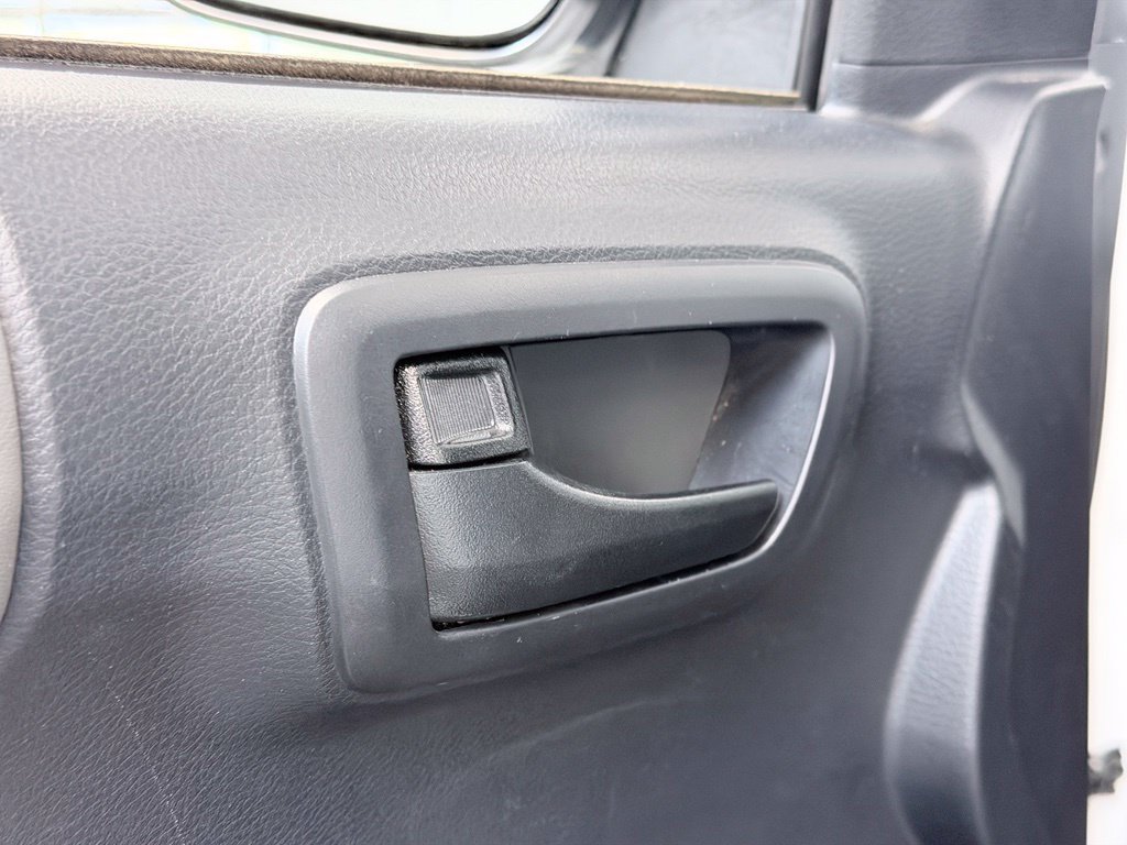 Used 2020 Toyota Tacoma SR AWD/4WD image 10