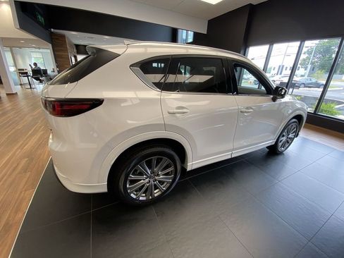 Used 2023 MAZDA CX-5 Signature AWD/4WD image 9