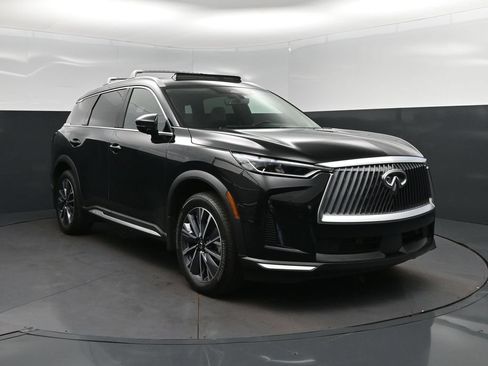 Certified 2026 INFINITI QX60 Luxe w/ Cargo Package FWD image 9