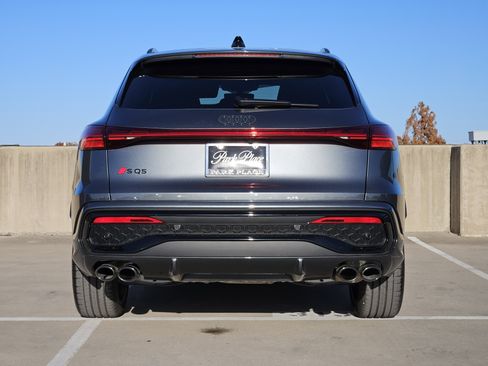 Used 2025 Audi SQ5 Prestige image 7