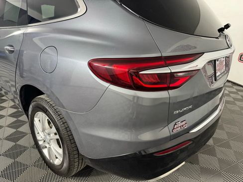 Used 2018 Buick Enclave Essence image 27