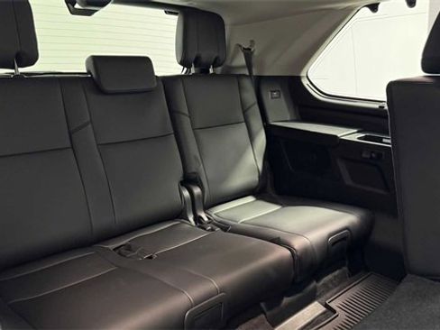 Used 2024 Toyota Sequoia Limited image 16