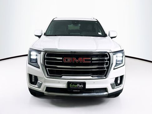 Used 2024 GMC Yukon SLT image 2