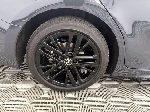 Used 2026 Toyota Camry SE w/ Convenience Package image 18