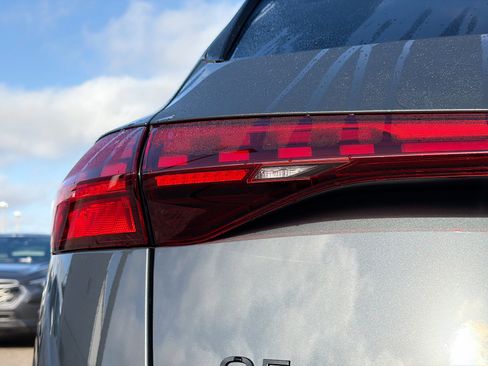 New 2025 Audi Q5 Premium Plus image 10