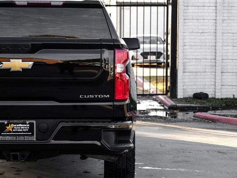Used 2022 Chevrolet Silverado 1500 Custom w/ Safety Confidence Package image 46