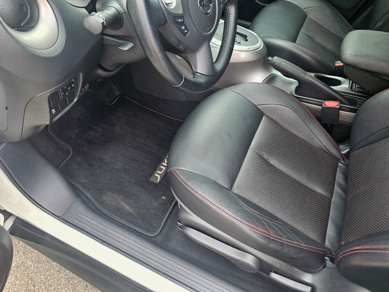 Used 2017 Nissan Juke SL FWD image 26