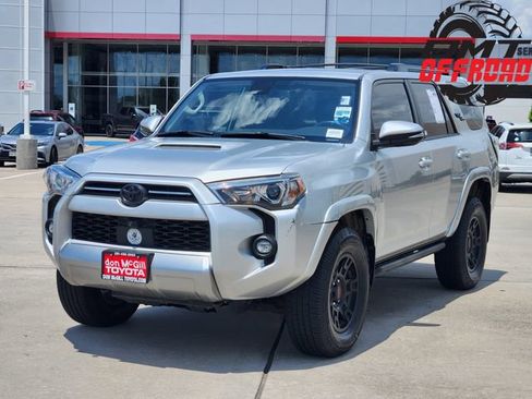 Certified 2023 Toyota 4Runner TRD Off-Road Premium w/ Off Road Premium Plus Package AWD/4WD image 3