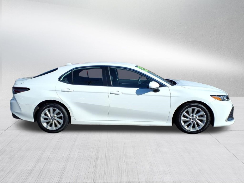 Used 2023 Toyota Camry LE FWD image 3