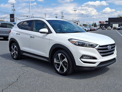 Used 2017 Hyundai Tucson Limited w/ Cargo Package AWD/4WD image 3