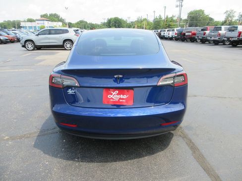 Used 2023 Tesla Model 3 Standard Range RWD image 7