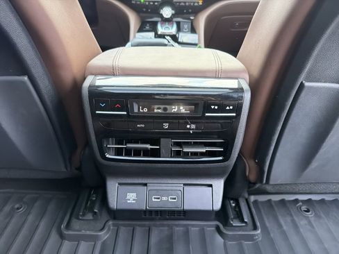 Used 2024 Acura MDX FWD w/ Technology Package image 22
