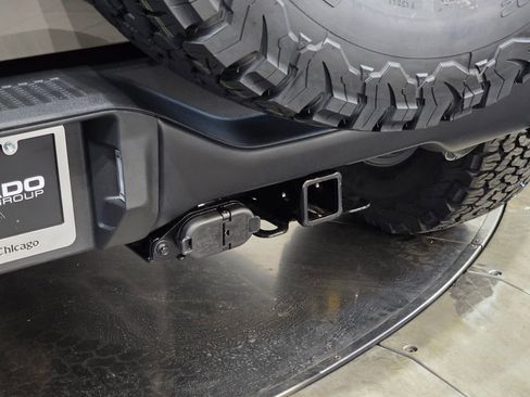 New 2025 Ford Bronco Badlands image 11