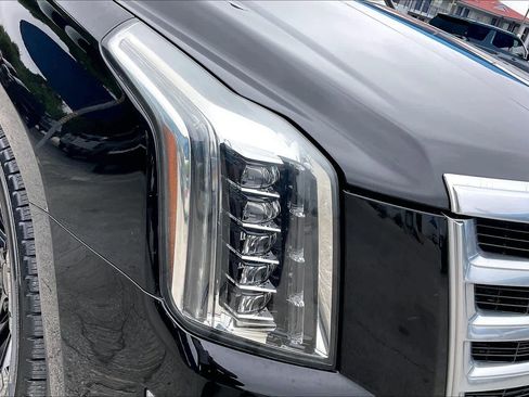 Used 2016 Cadillac Escalade ESV Premium AWD/4WD image 26