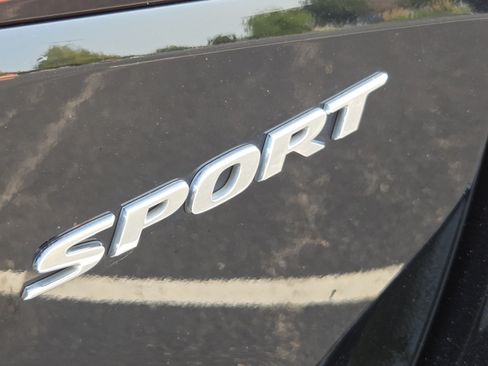 Certified 2023 Honda Civic Sport image 16