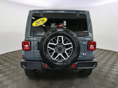 Used 2026 Jeep Wrangler Unlimited Sahara AWD/4WD image 10