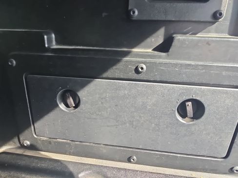 Used 2024 Toyota Tacoma TRD Sport w/ TRD Sport Upgrade Package image 7