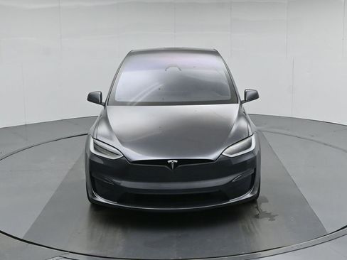 Used 2024 Tesla Model X image 33