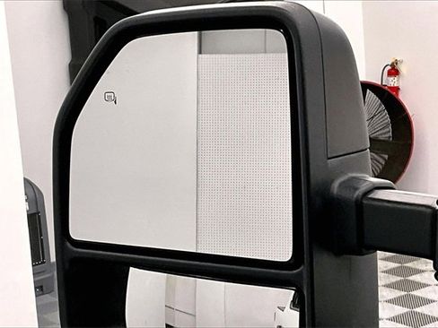 Used 2023 Ford F250 XLT image 35