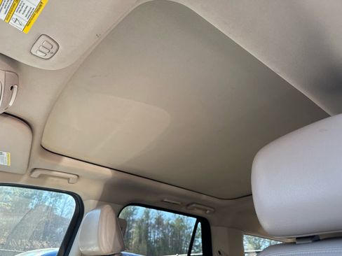 Used 2024 Ford Expedition Max Limited image 9