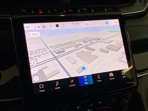 Used 2022 Jeep Grand Cherokee Trailhawk w/ Luxury Tech Group III image 24