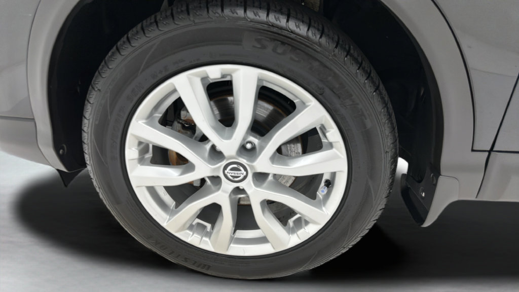 Used 2022 Nissan Rogue Sport SV AWD/4WD image 9