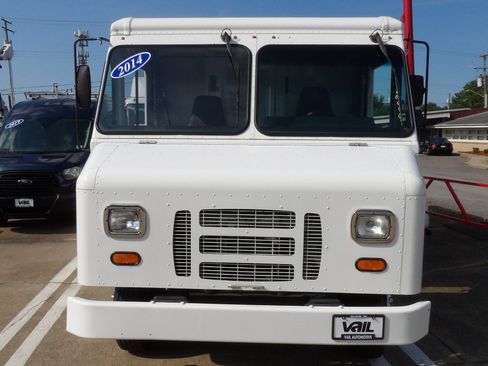 Used 2014 Ford E-350 and Econoline 350 Super Duty w/ A/C Prep Package RWD image 5