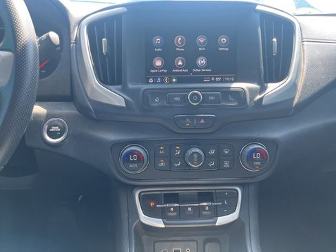 Used 2022 GMC Terrain SLE w/ Driver Convenience Package FWD image 11