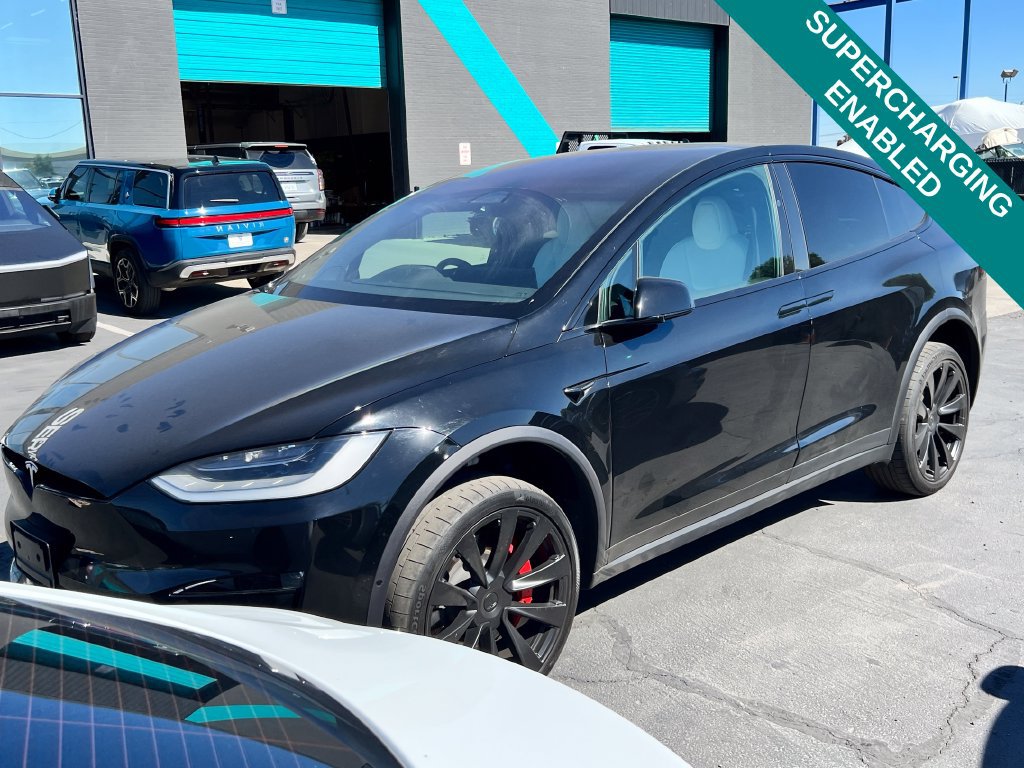 Used 2022 Tesla Model X Plaid AWD/4WD image 2