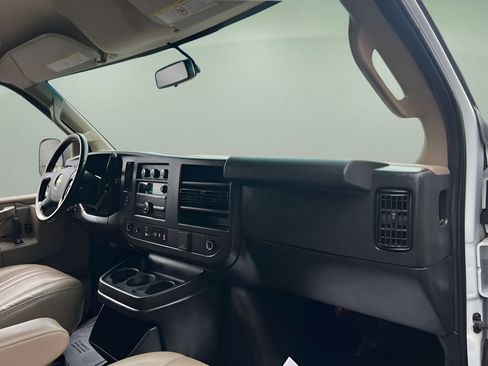 Used 2021 Chevrolet Express 2500 w/ Driver Convenience Package RWD image 11