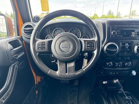 Used 2012 Jeep Wrangler Unlimited Sport AWD/4WD image 17