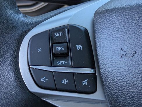 Used 2023 Ford Explorer XLT image 21