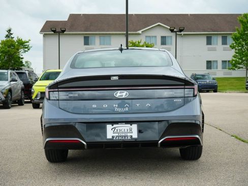 Certified 2026 Hyundai Sonata Limited FWD image 6