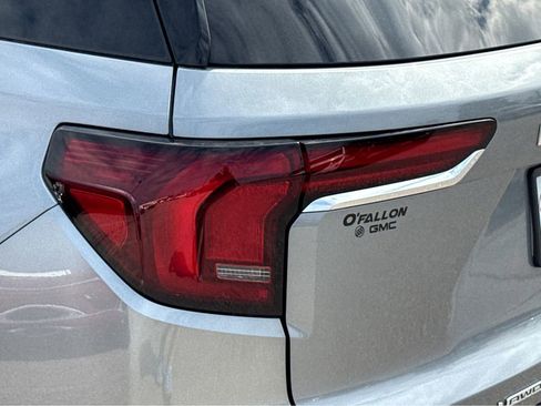 New 2026 GMC Terrain Denali w/ LPO, Floor Liner Package image 20