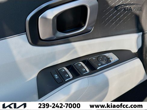 New 2026 Kia Sorento S w/ S Panoramic Sunroof Package FWD image 23