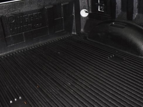 Certified 2022 Ford F150 XLT w/ Equipment Group 302A High image 13