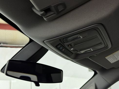 Used 2020 Chevrolet Silverado 1500 LT image 52