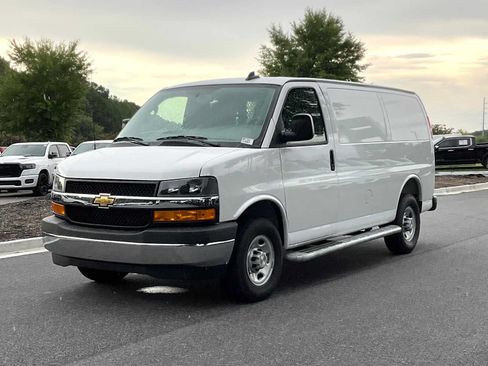 Used 2025 Chevrolet Express 2500 w/ Driver Convenience Package RWD image 1
