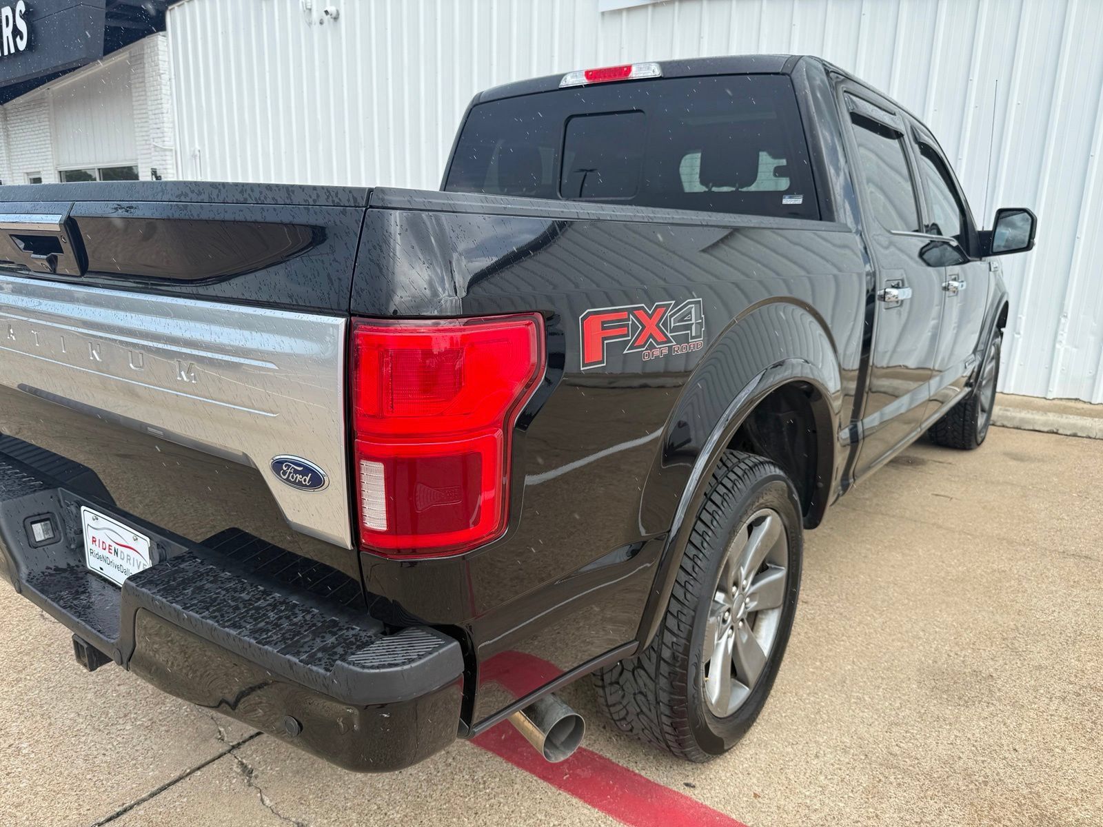 Used 2019 Ford F150 Platinum w/ Equipment Group 701A Luxury AWD/4WD image 7
