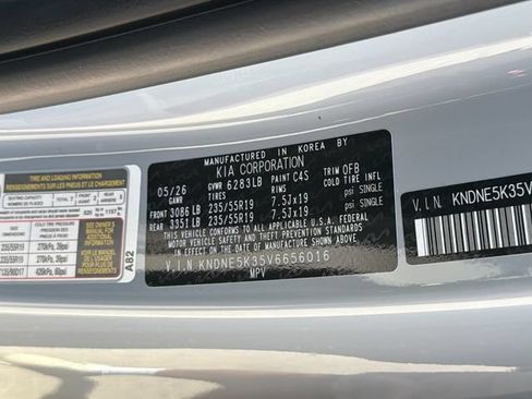 New 2027 Kia Carnival SX w/ Dark Edition Package FWD image 26