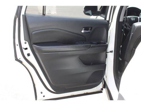 Used 2017 Honda Pilot EX-L image 11